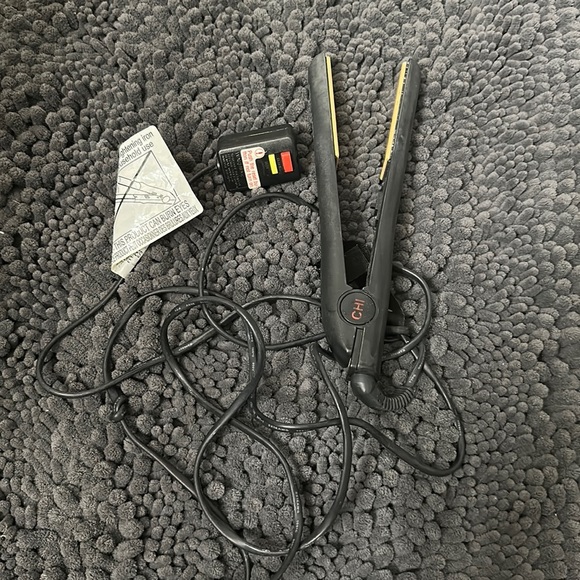 Global beauty chi hair straightener